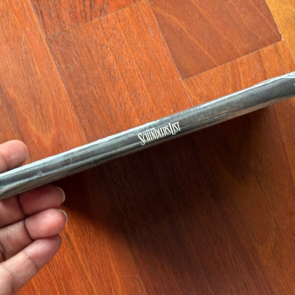 Schlindler's List DVD - Picture 3 of 3